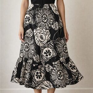 Maxi skirt size large black and cream floral bohemian